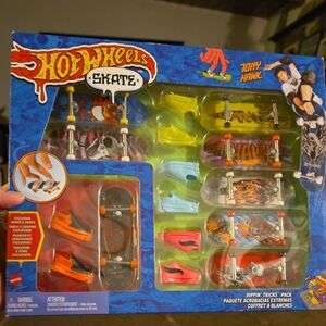 Skate Tony Hawk Rippin' Tricks Pack